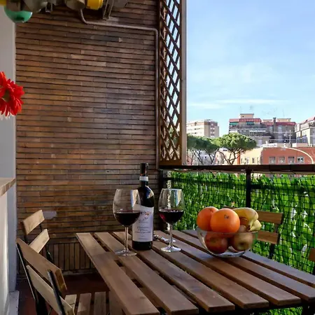 Apartman Trastevere 2rooms With Balcony Róma